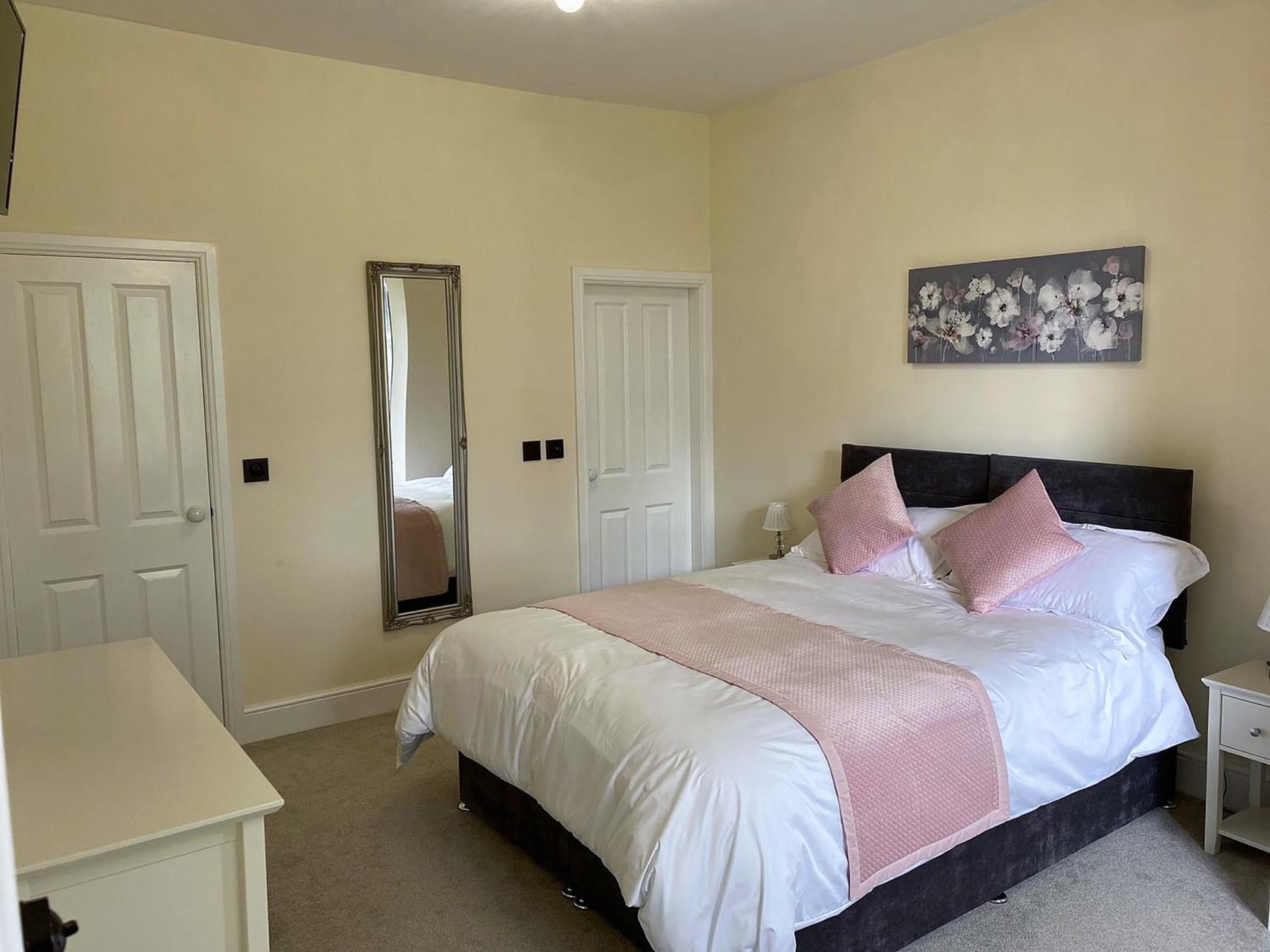 Heath View Villa Cheddleton Exterior photo